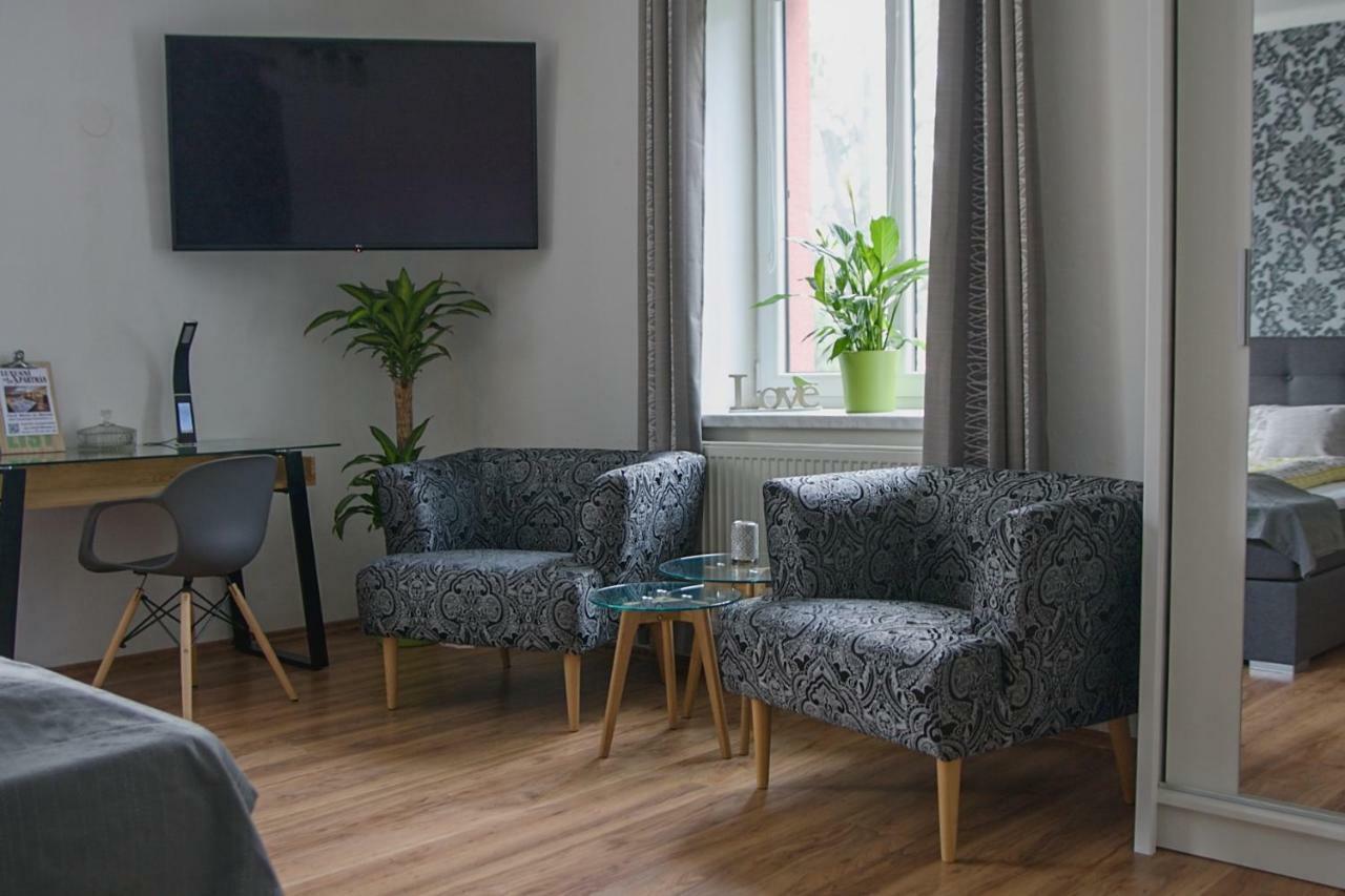 Luxusni Apartman Nmnm Family Nove Mesto na Morave Bagian luar foto