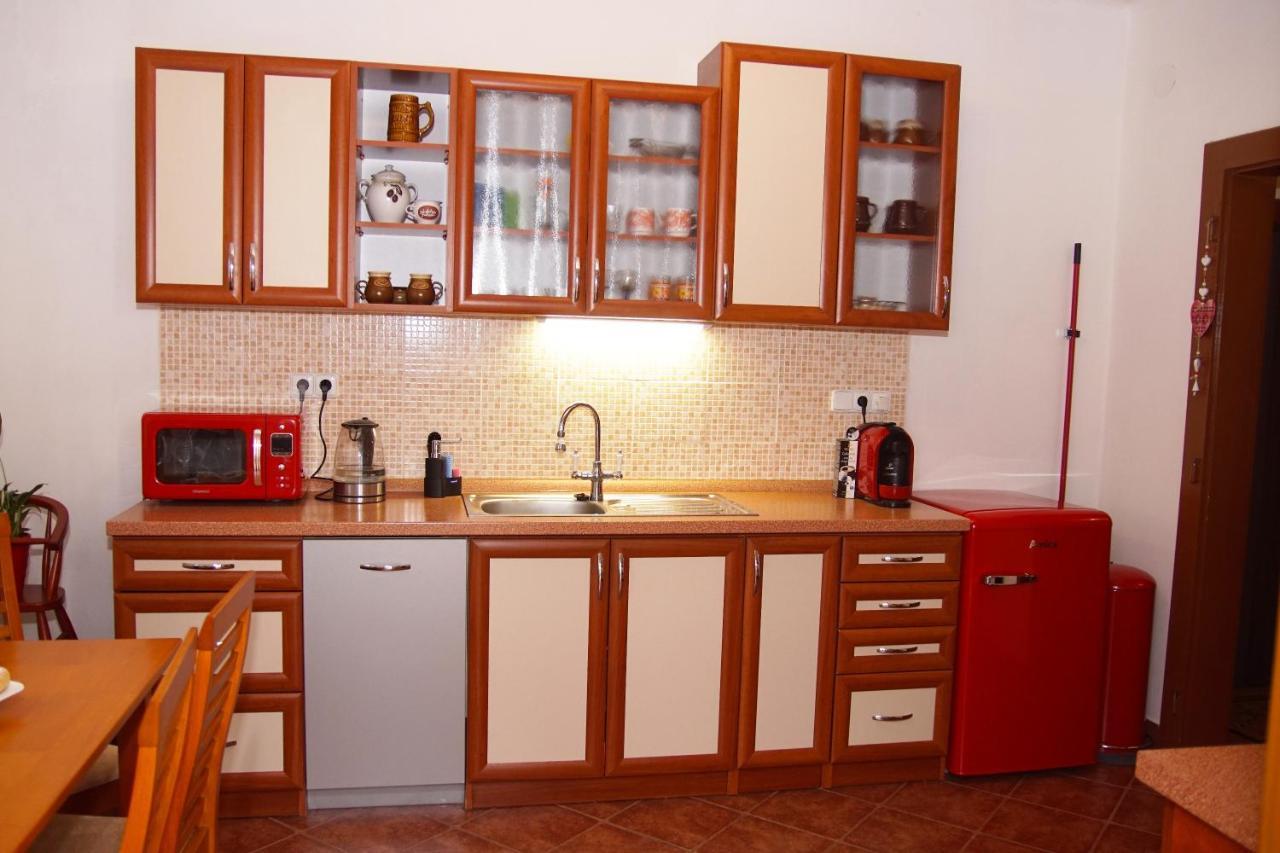 Luxusni Apartman Nmnm Family Nove Mesto na Morave Bagian luar foto